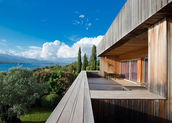 Casadelmar Отель Порто-Веккьо