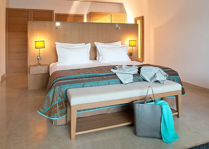 Отель Casadelmar 5*