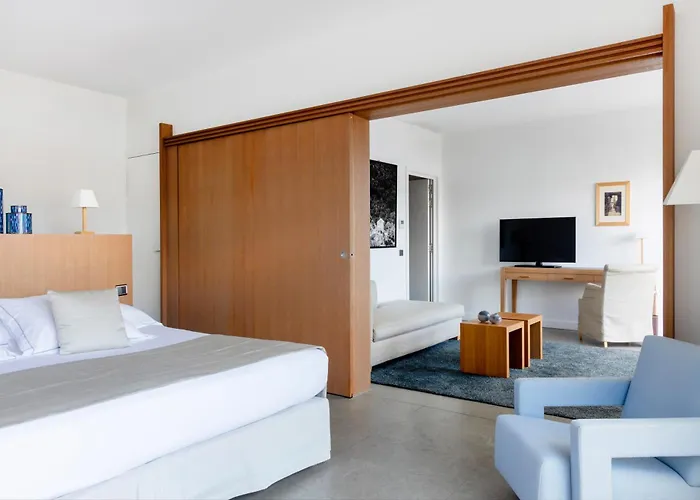 Отель Casadelmar