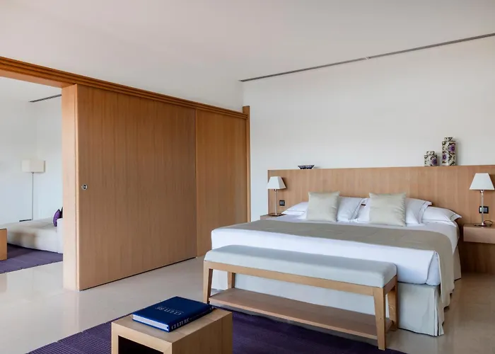 Отель Casadelmar